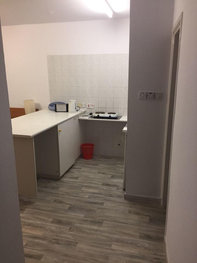 Nautilus Tourist Apartments Larnaca Extérieur photo