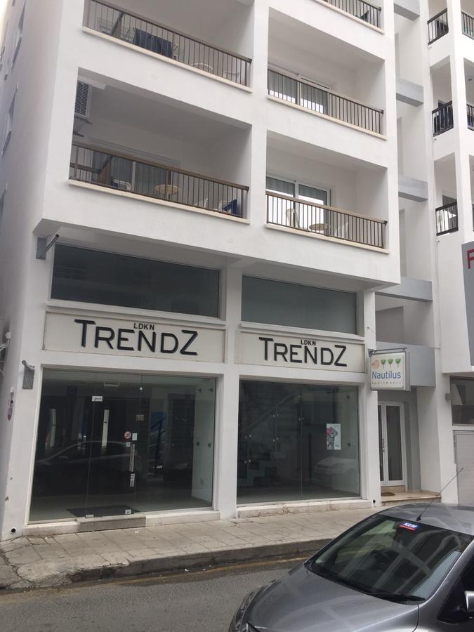 Nautilus Tourist Apartments Larnaca Extérieur photo
